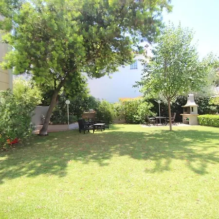 Cool Boho Apartment, 1min To Highway, Parking *